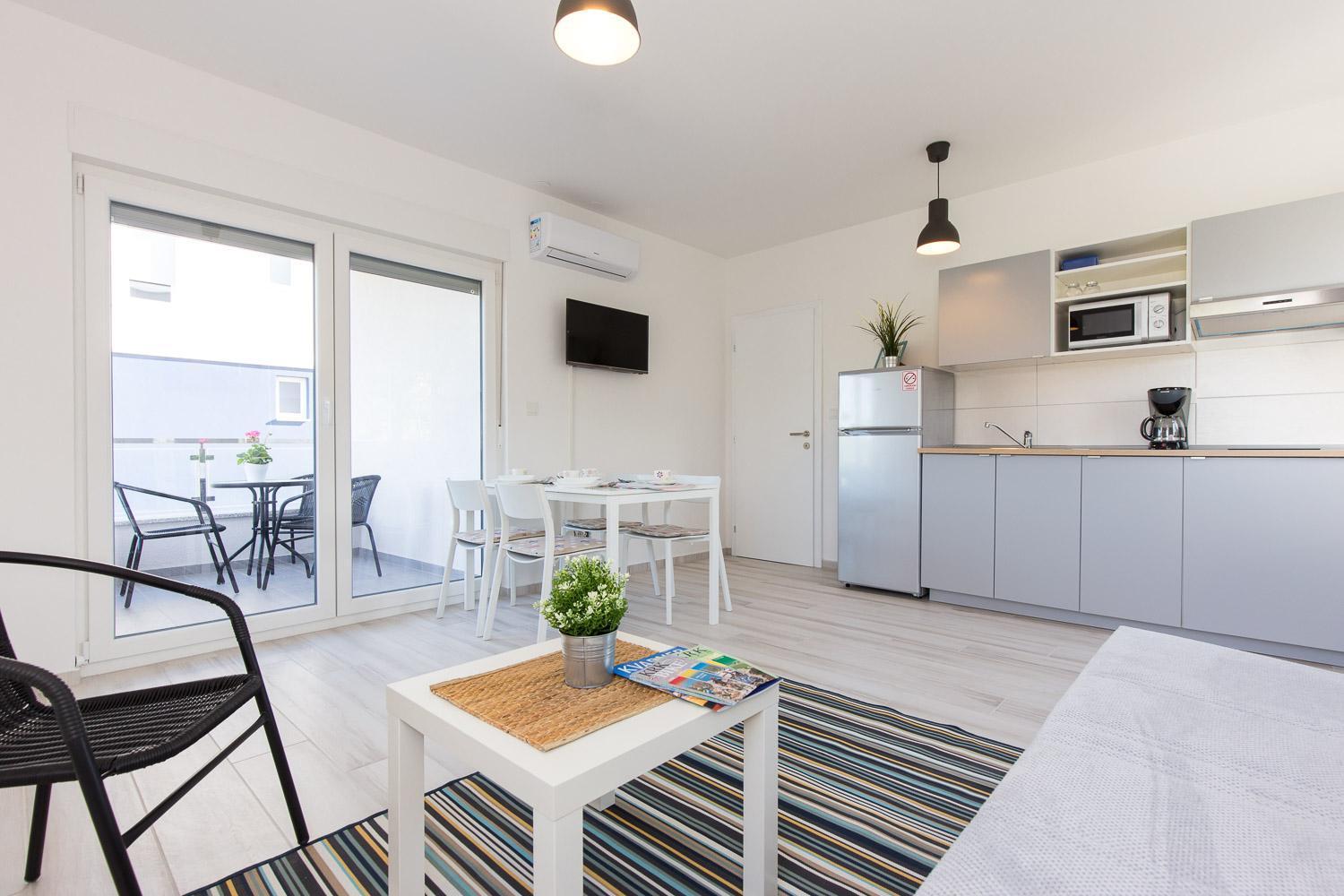 Apartments Stella Кърк Екстериор снимка