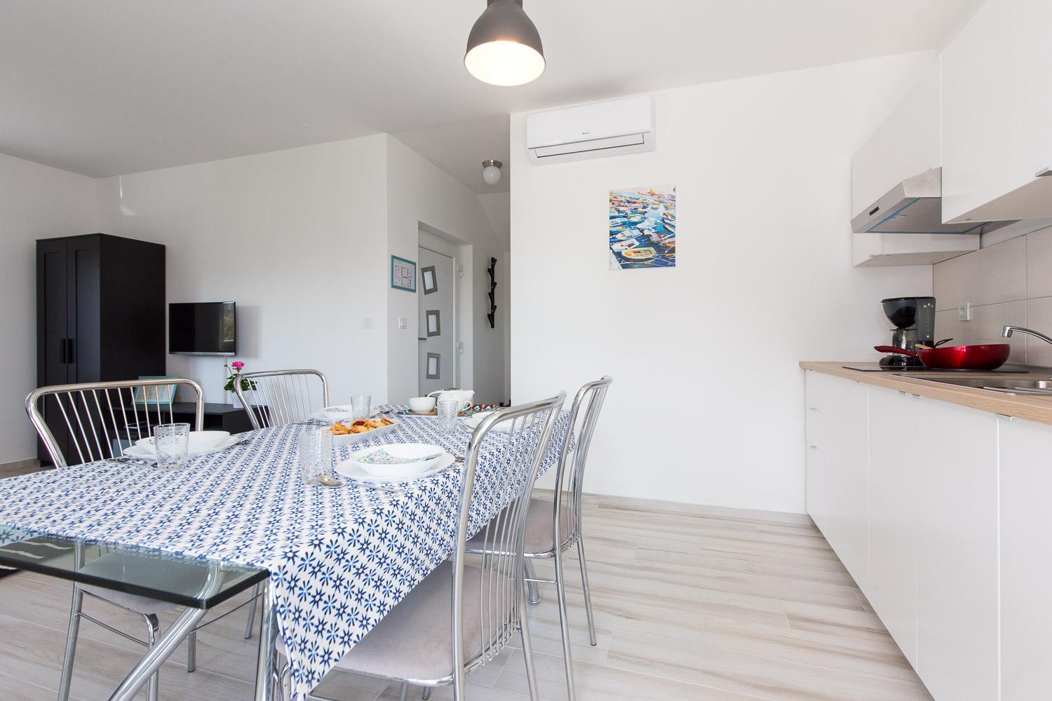 Apartments Stella Кърк Екстериор снимка