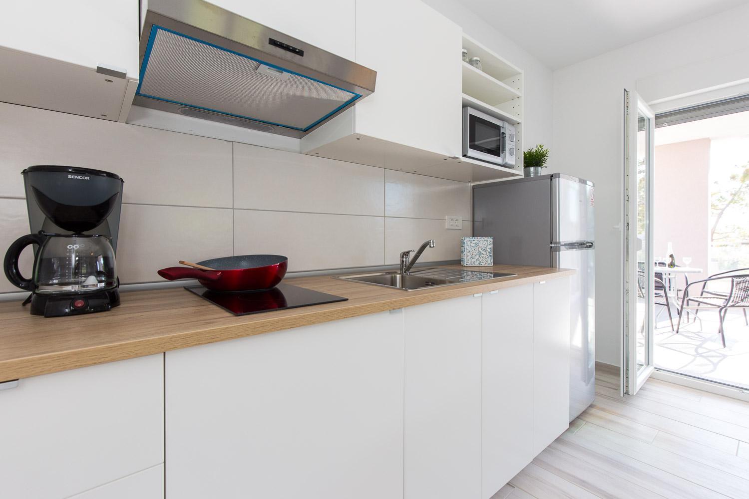 Apartments Stella Кърк Екстериор снимка